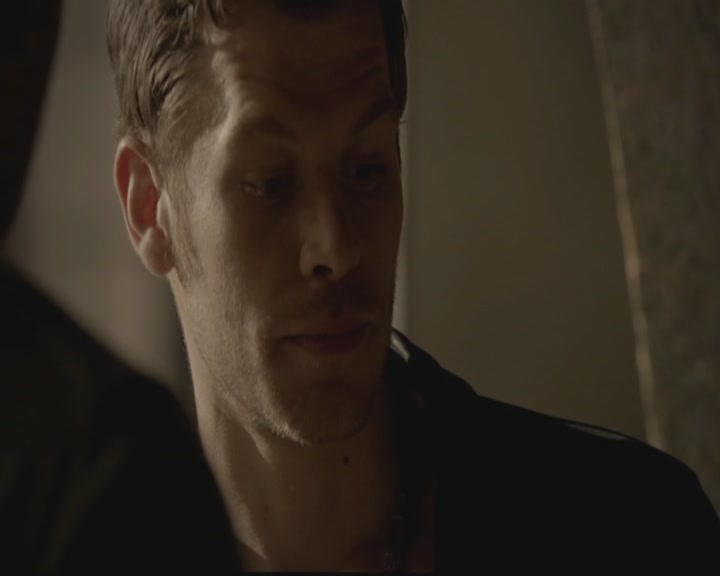 VampireDiariesWorld-dot-org_TheOriginals1x03TangledUpInBlue0758.jpg