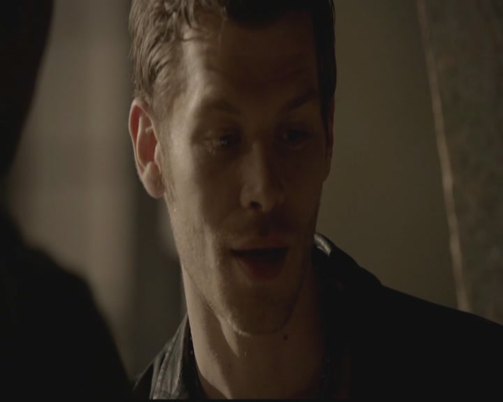 VampireDiariesWorld-dot-org_TheOriginals1x03TangledUpInBlue0759.jpg