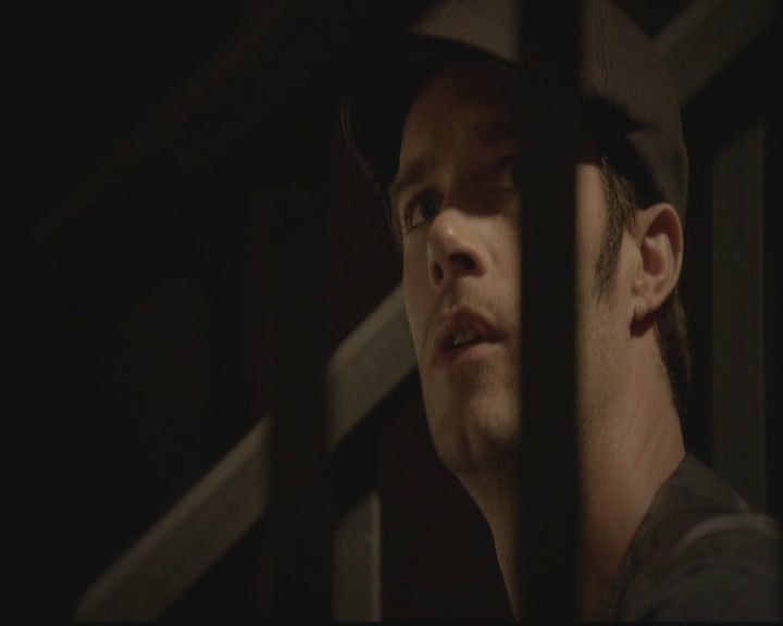 VampireDiariesWorld-dot-org_TheOriginals1x03TangledUpInBlue0783.jpg