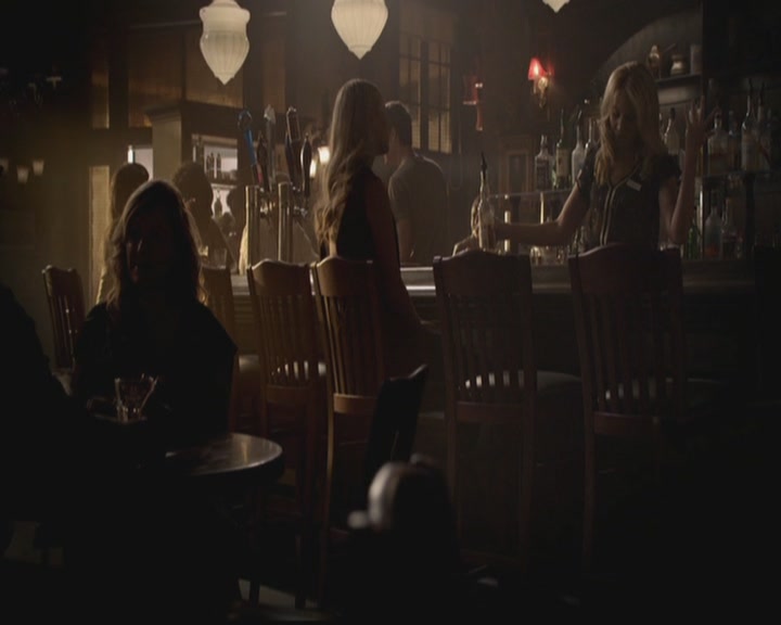 VampireDiariesWorld-dot-org_TheOriginals1x03TangledUpInBlue0798.jpg