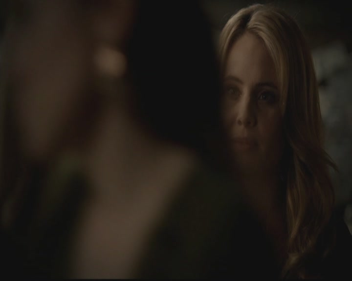 VampireDiariesWorld-dot-org_TheOriginals1x03TangledUpInBlue0806.jpg