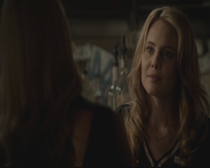 VampireDiariesWorld-dot-org_TheOriginals1x03TangledUpInBlue0809.jpg