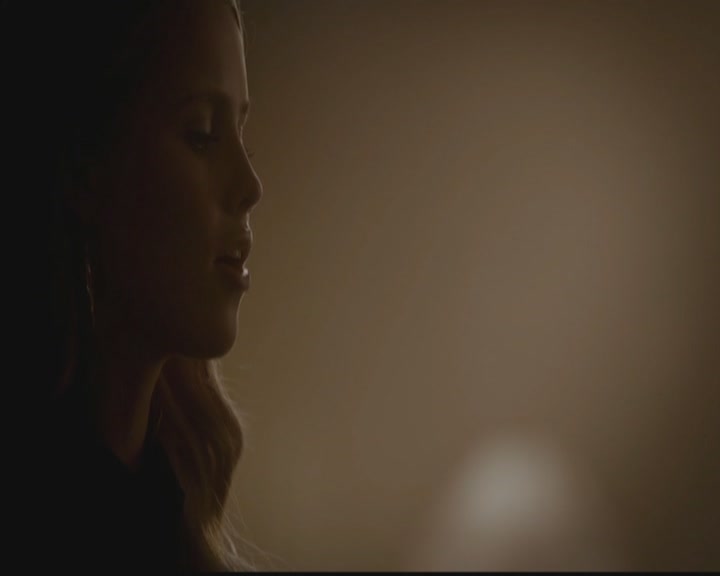 VampireDiariesWorld-dot-org_TheOriginals1x03TangledUpInBlue0827.jpg