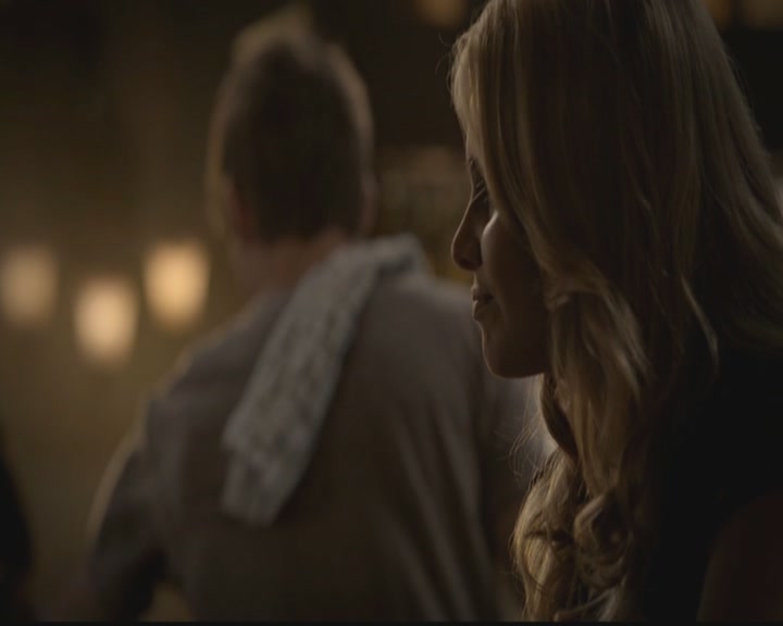 VampireDiariesWorld-dot-org_TheOriginals1x03TangledUpInBlue0848.jpg