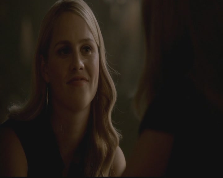 VampireDiariesWorld-dot-org_TheOriginals1x03TangledUpInBlue0853.jpg