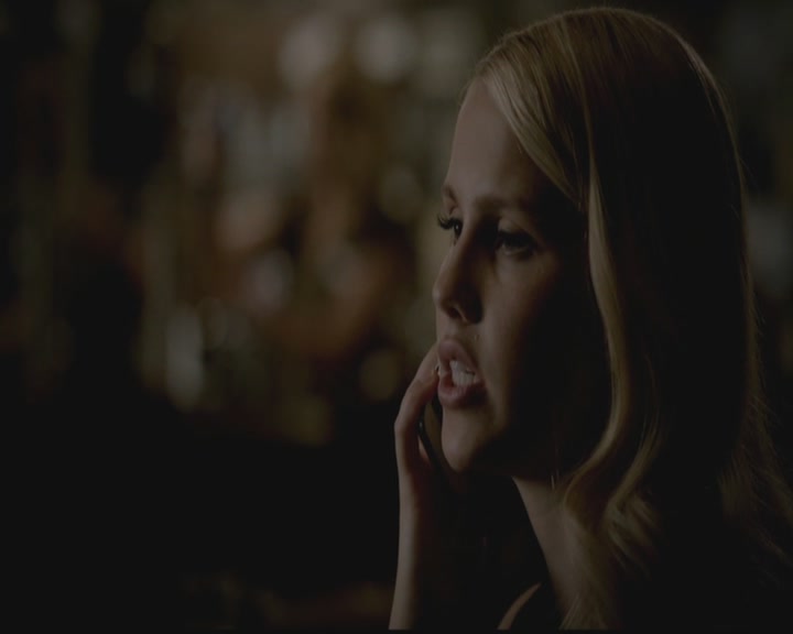 VampireDiariesWorld-dot-org_TheOriginals1x03TangledUpInBlue0865.jpg