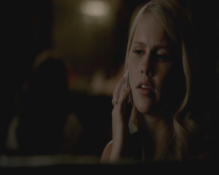 VampireDiariesWorld-dot-org_TheOriginals1x03TangledUpInBlue0885.jpg