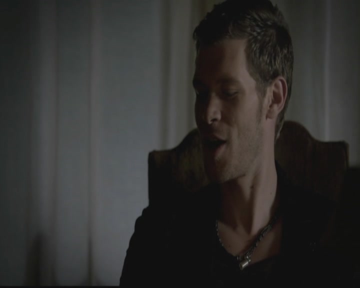 VampireDiariesWorld-dot-org_TheOriginals1x03TangledUpInBlue0896.jpg