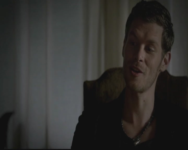 VampireDiariesWorld-dot-org_TheOriginals1x03TangledUpInBlue0898.jpg