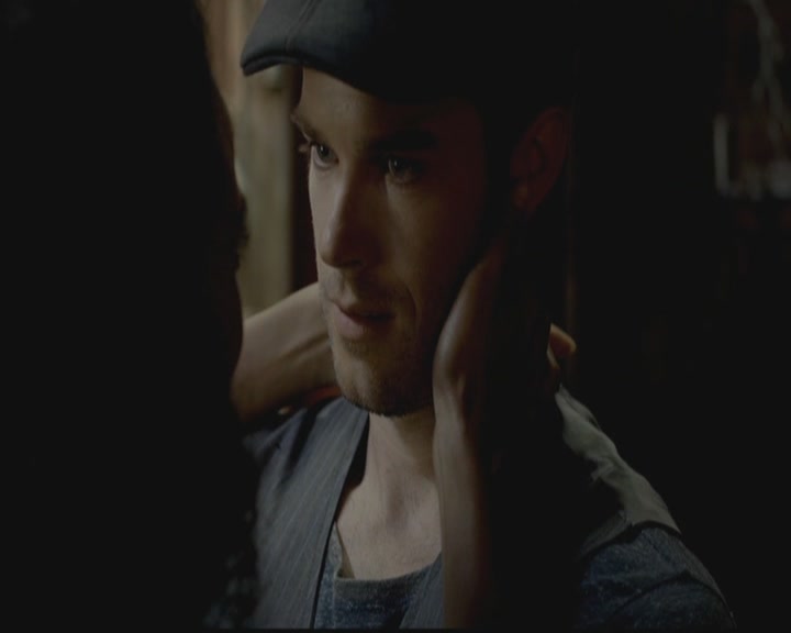 VampireDiariesWorld-dot-org_TheOriginals1x03TangledUpInBlue0933.jpg