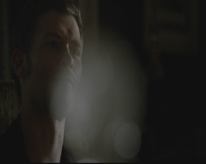 VampireDiariesWorld-dot-org_TheOriginals1x03TangledUpInBlue0951.jpg