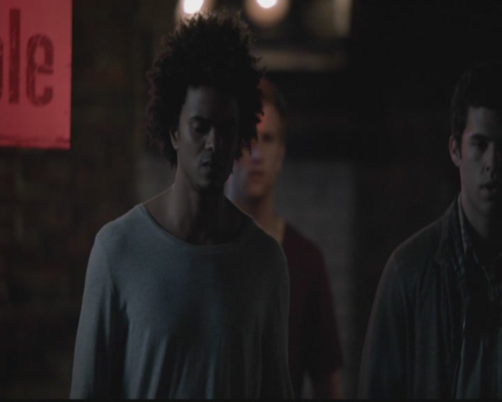 VampireDiariesWorld-dot-org_TheOriginals1x03TangledUpInBlue0970.jpg