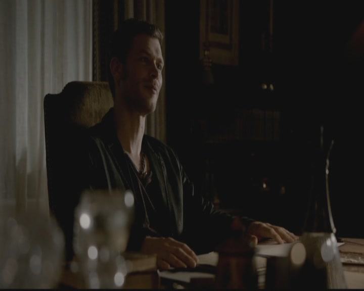 VampireDiariesWorld-dot-org_TheOriginals1x03TangledUpInBlue0975.jpg