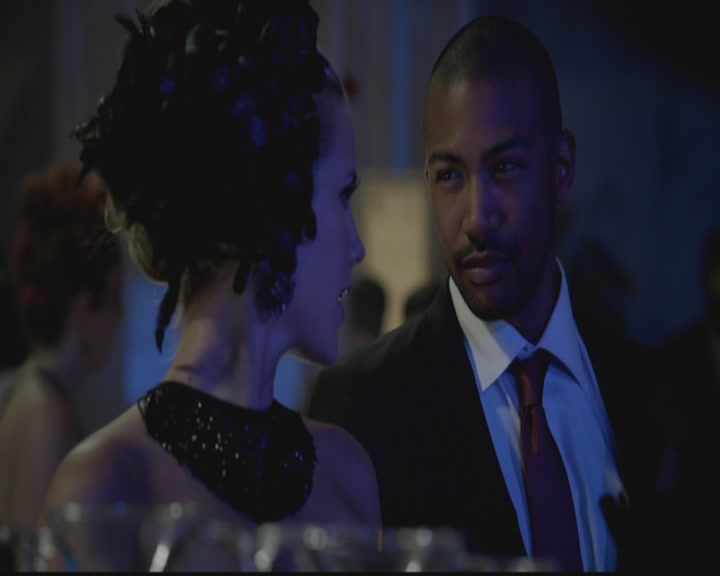 VampireDiariesWorld-dot-org_TheOriginals1x03TangledUpInBlue1113.jpg