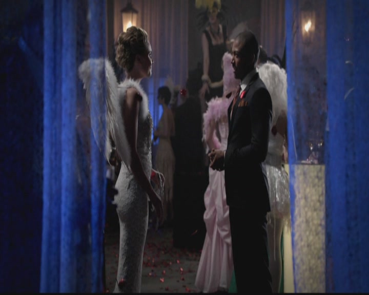 VampireDiariesWorld-dot-org_TheOriginals1x03TangledUpInBlue1158.jpg