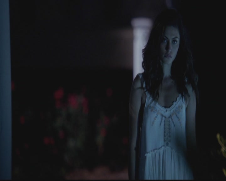 VampireDiariesWorld-dot-org_TheOriginals1x03TangledUpInBlue1183.jpg