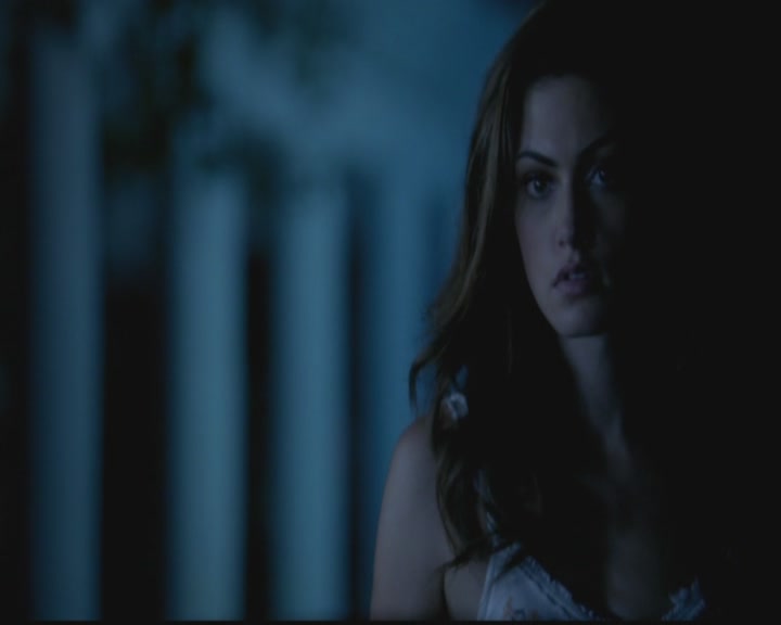 VampireDiariesWorld-dot-org_TheOriginals1x03TangledUpInBlue1192.jpg