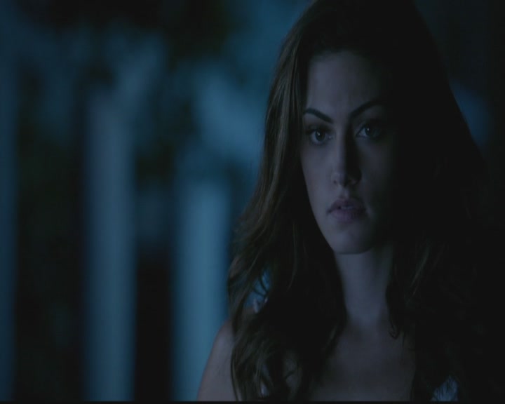 VampireDiariesWorld-dot-org_TheOriginals1x03TangledUpInBlue1197.jpg