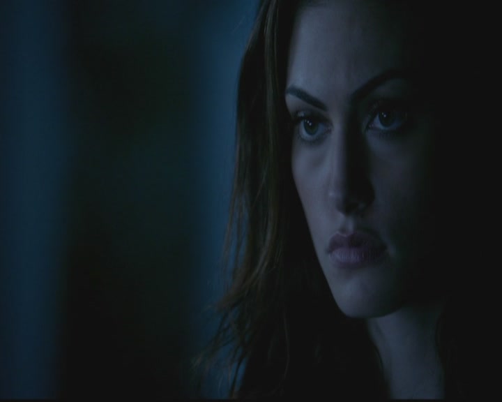 VampireDiariesWorld-dot-org_TheOriginals1x03TangledUpInBlue1204.jpg