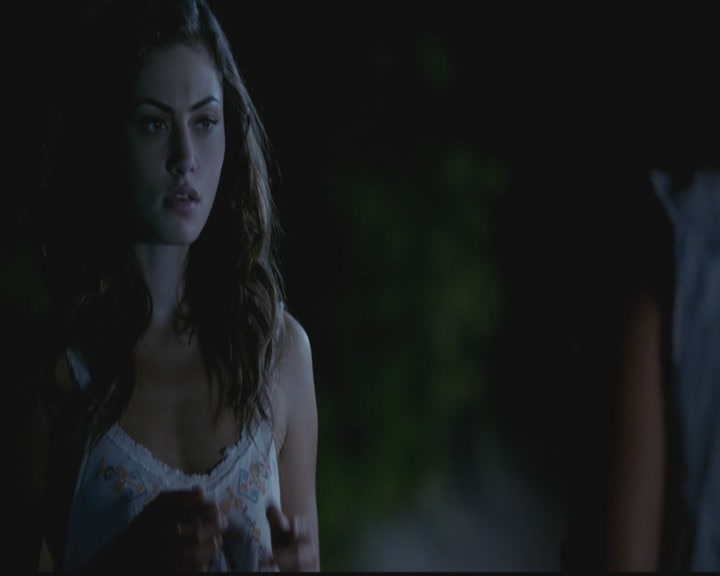 VampireDiariesWorld-dot-org_TheOriginals1x03TangledUpInBlue1212.jpg