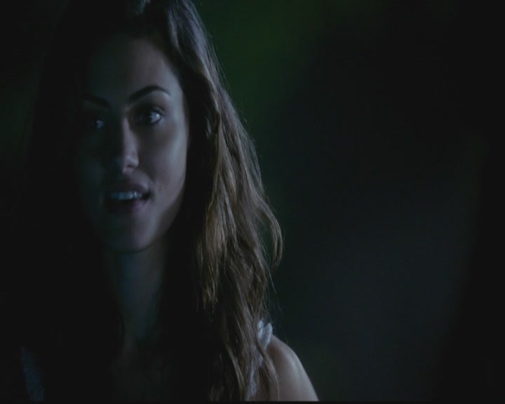 VampireDiariesWorld-dot-org_TheOriginals1x03TangledUpInBlue1234.jpg