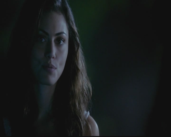 VampireDiariesWorld-dot-org_TheOriginals1x03TangledUpInBlue1235.jpg