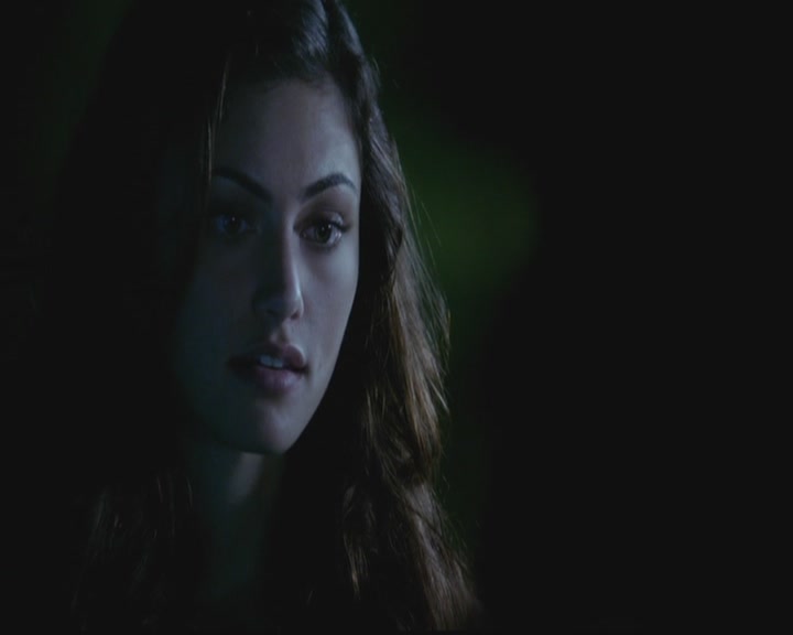 VampireDiariesWorld-dot-org_TheOriginals1x03TangledUpInBlue1240.jpg