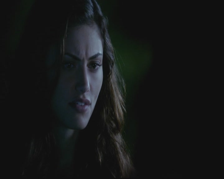 VampireDiariesWorld-dot-org_TheOriginals1x03TangledUpInBlue1241.jpg