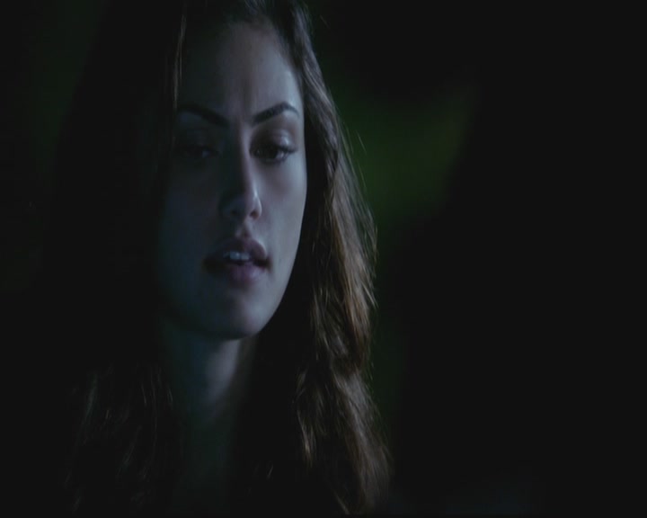 VampireDiariesWorld-dot-org_TheOriginals1x03TangledUpInBlue1245.jpg