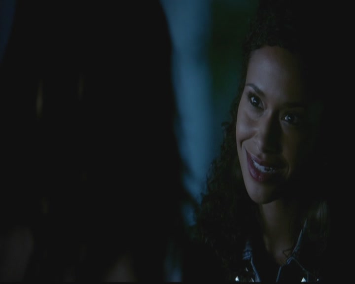 VampireDiariesWorld-dot-org_TheOriginals1x03TangledUpInBlue1260.jpg