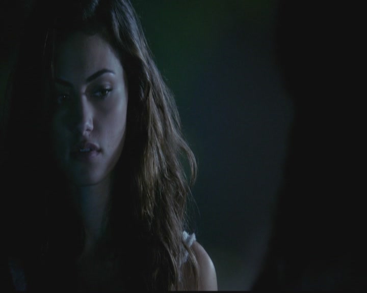 VampireDiariesWorld-dot-org_TheOriginals1x03TangledUpInBlue1261.jpg