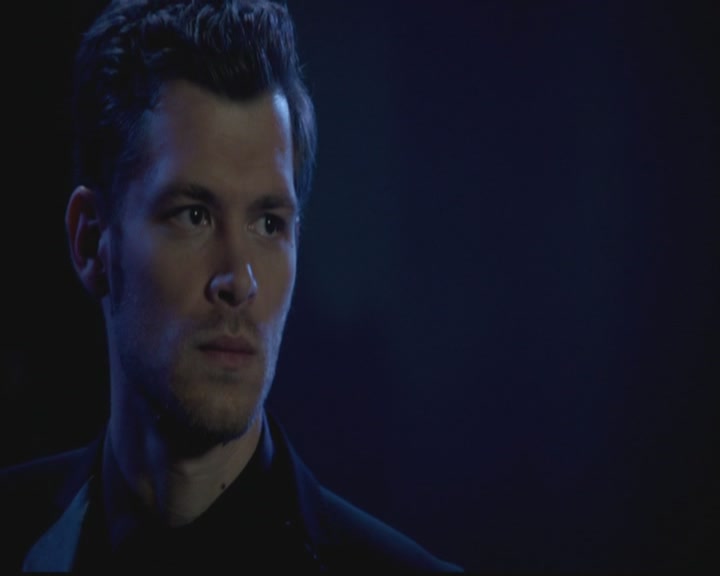 VampireDiariesWorld-dot-org_TheOriginals1x03TangledUpInBlue1349.jpg