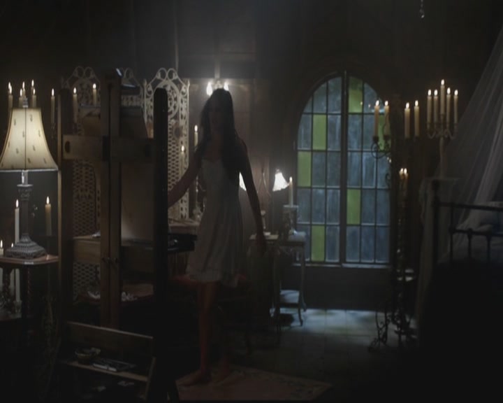 VampireDiariesWorld-dot-org_TheOriginals1x03TangledUpInBlue1444.jpg