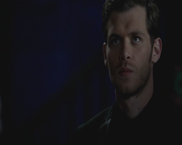 VampireDiariesWorld-dot-org_TheOriginals1x03TangledUpInBlue1542.jpg