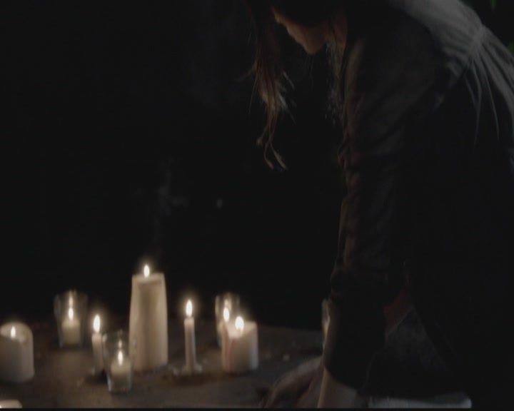 VampireDiariesWorld-dot-org_TheOriginals1x03TangledUpInBlue1612.jpg