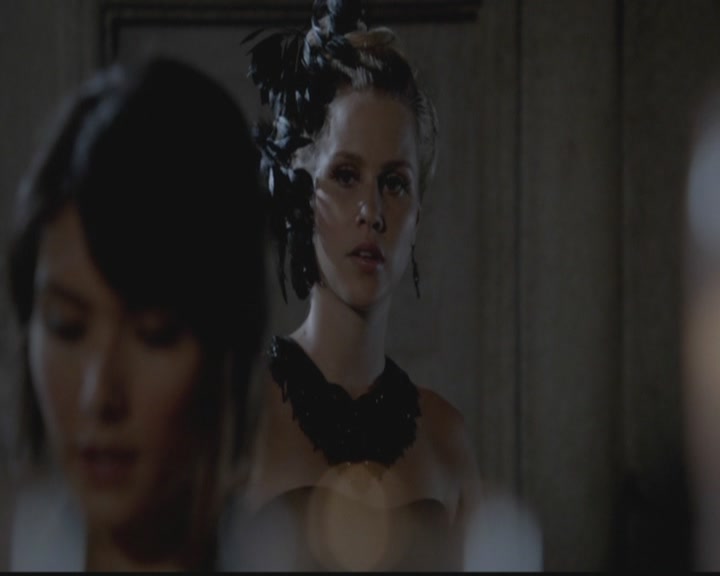 VampireDiariesWorld-dot-org_TheOriginals1x03TangledUpInBlue1619.jpg