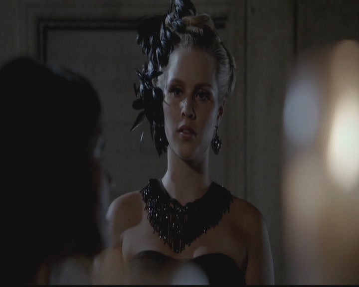 VampireDiariesWorld-dot-org_TheOriginals1x03TangledUpInBlue1620.jpg