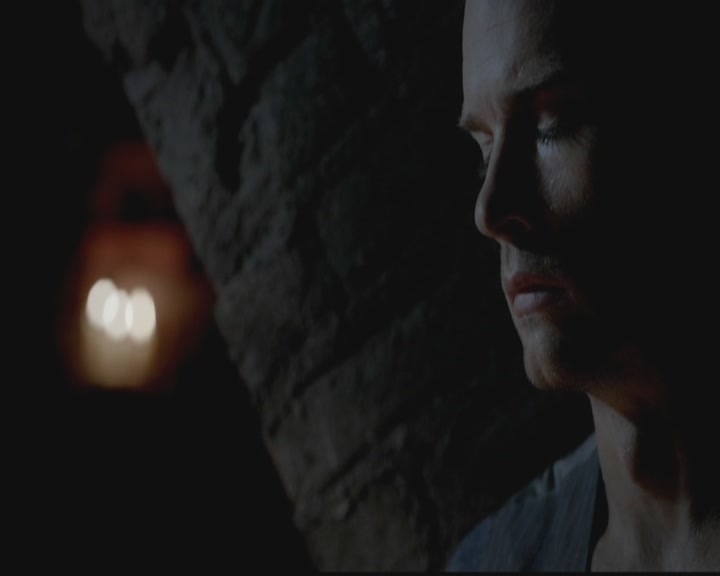 VampireDiariesWorld-dot-org_TheOriginals1x03TangledUpInBlue1769.jpg