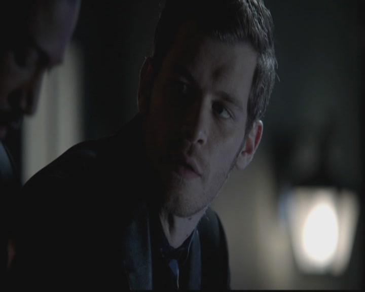 VampireDiariesWorld-dot-org_TheOriginals1x03TangledUpInBlue1821.jpg