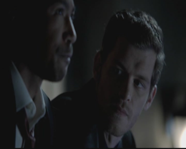 VampireDiariesWorld-dot-org_TheOriginals1x03TangledUpInBlue1823.jpg