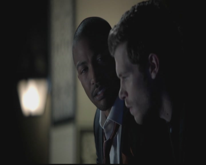 VampireDiariesWorld-dot-org_TheOriginals1x03TangledUpInBlue1848.jpg