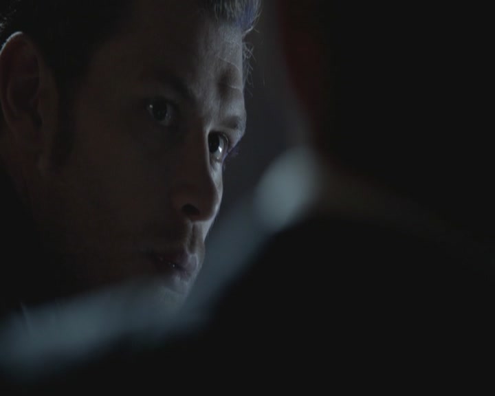 VampireDiariesWorld-dot-org_TheOriginals1x03TangledUpInBlue1869.jpg