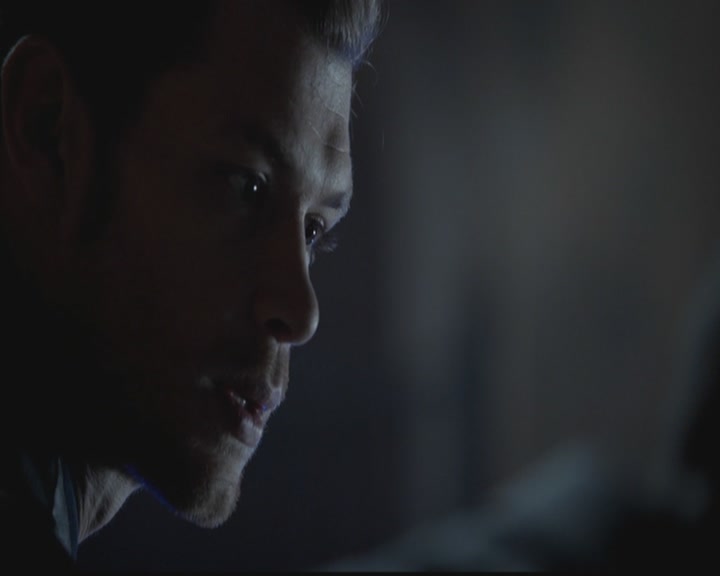 VampireDiariesWorld-dot-org_TheOriginals1x03TangledUpInBlue1871.jpg