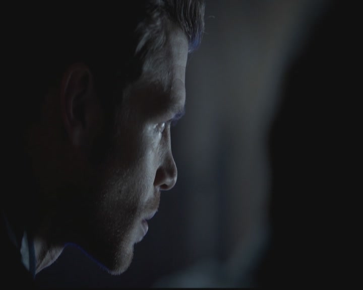 VampireDiariesWorld-dot-org_TheOriginals1x03TangledUpInBlue1872.jpg