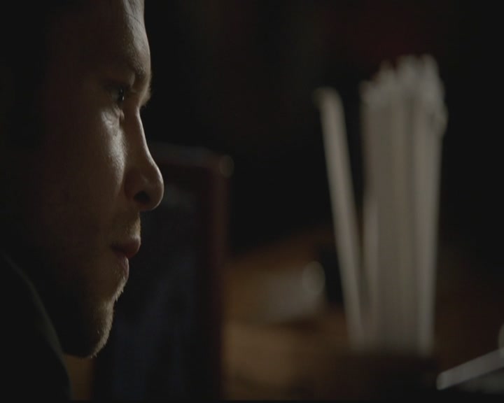 VampireDiariesWorld-dot-org_TheOriginals1x03TangledUpInBlue1950.jpg