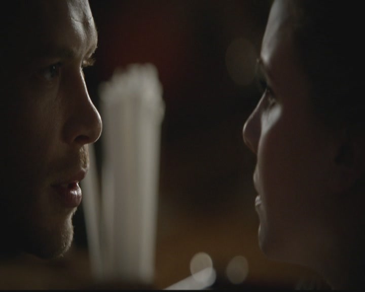 VampireDiariesWorld-dot-org_TheOriginals1x03TangledUpInBlue1960.jpg