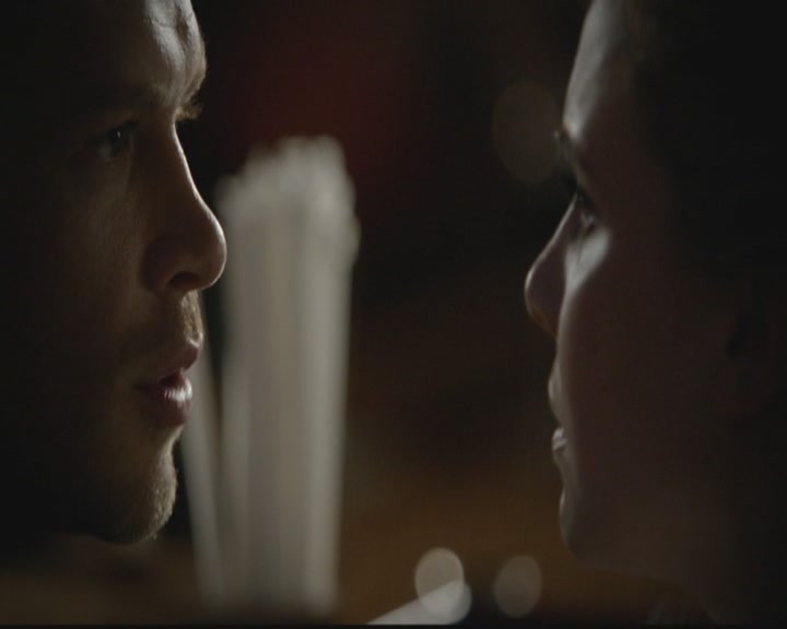 VampireDiariesWorld-dot-org_TheOriginals1x03TangledUpInBlue1961.jpg