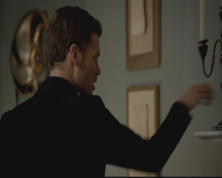 VampireDiariesWorld-dot-org_TheOriginals1x03TangledUpInBlue1981.jpg