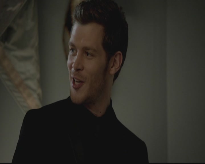 VampireDiariesWorld-dot-org_TheOriginals1x03TangledUpInBlue1988.jpg