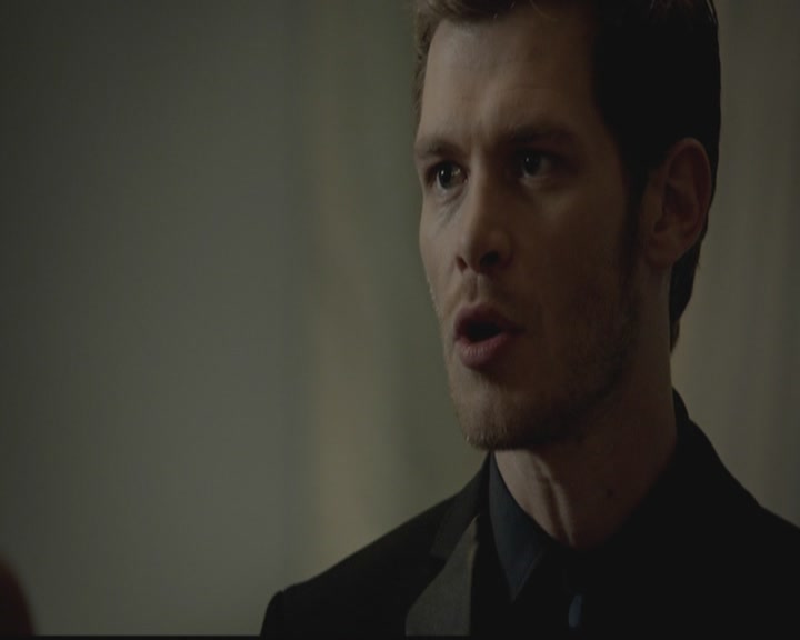 VampireDiariesWorld-dot-org_TheOriginals1x03TangledUpInBlue2018.jpg